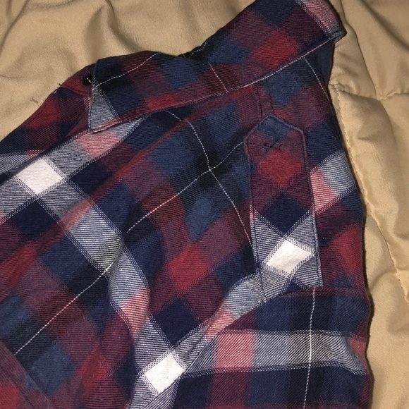 Button Up - Picture 4 of 4